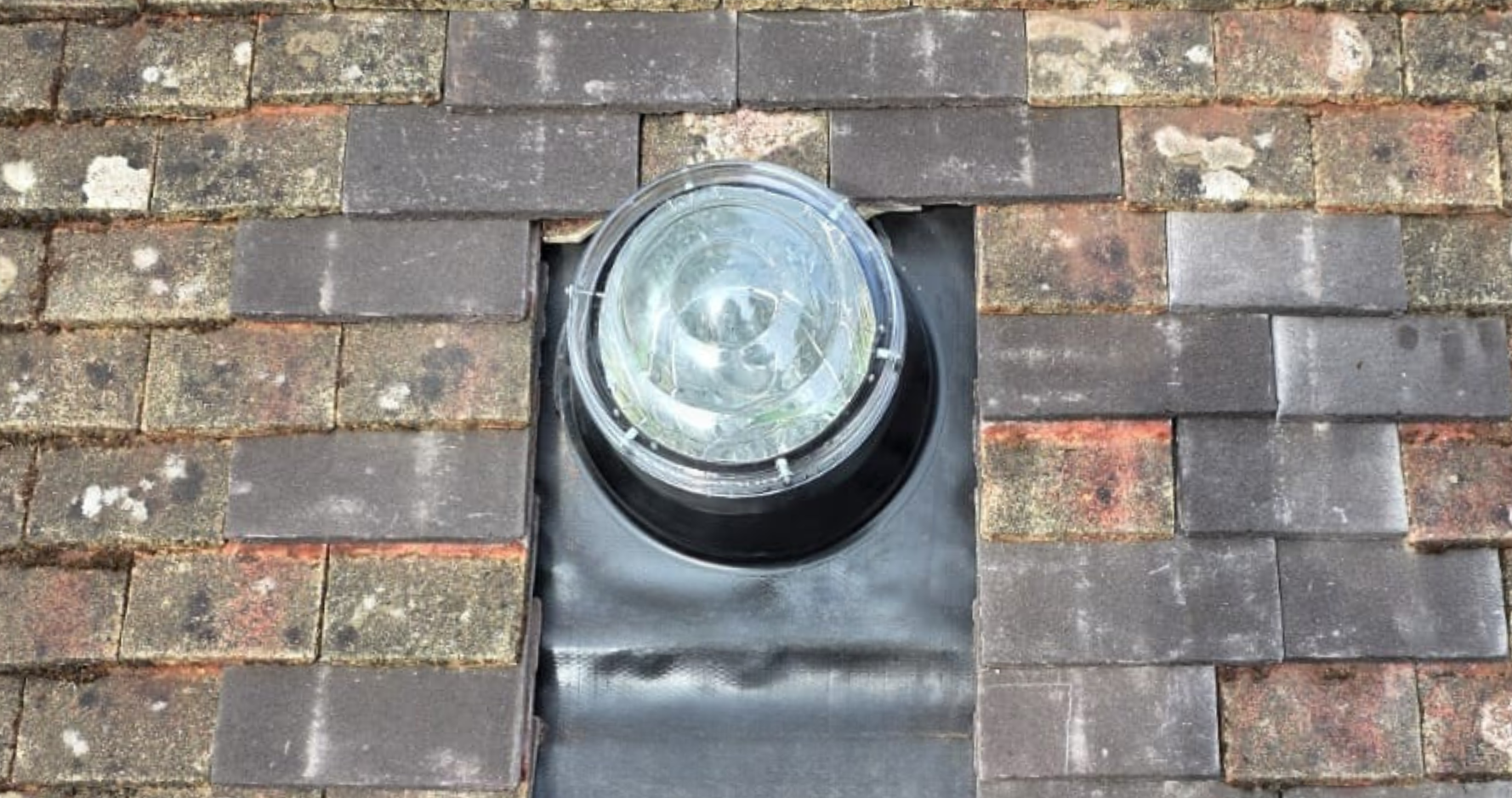 Sun tunnel pitched roof