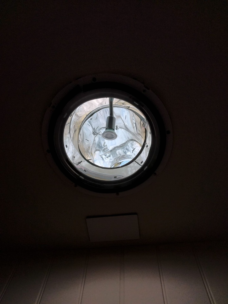 Intura SunnTube Luxblend-lichtarmatuur.jpg